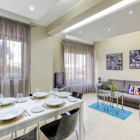 Charming 2br W/access To Pool In By 360 Estates Apartment *