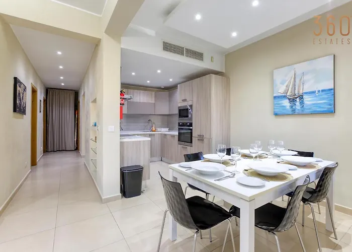 Charming 2br W/access To Pool In By 360 Estates Daire *