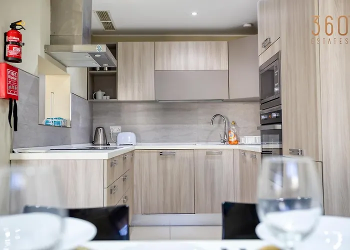 Charming 2br W/access To Pool In By 360 Estates Daire Marsaskala