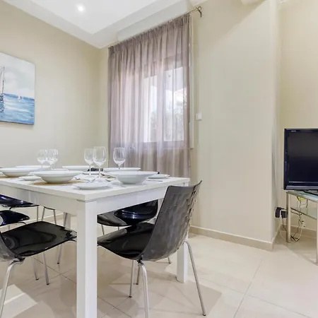アパート Marsaskala Escape With Pool, Beaches & Local Charm