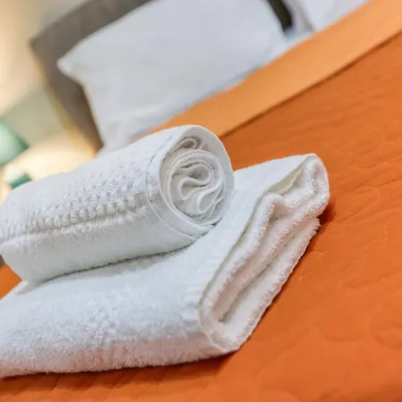 Charming 2br W/access To Pool In By 360 Estates *