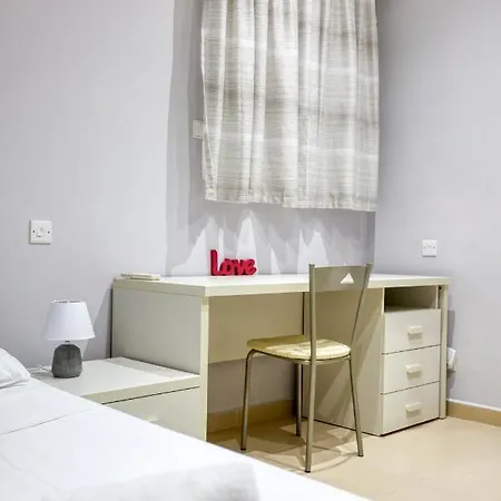 アパート Marsaskala Escape With Pool, Beaches & Local Charm *