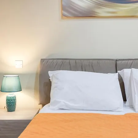 Marsaskala Escape With Pool, Beaches & Local Charm *