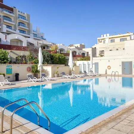 Escape With Pool, Beaches & Local Charm *
