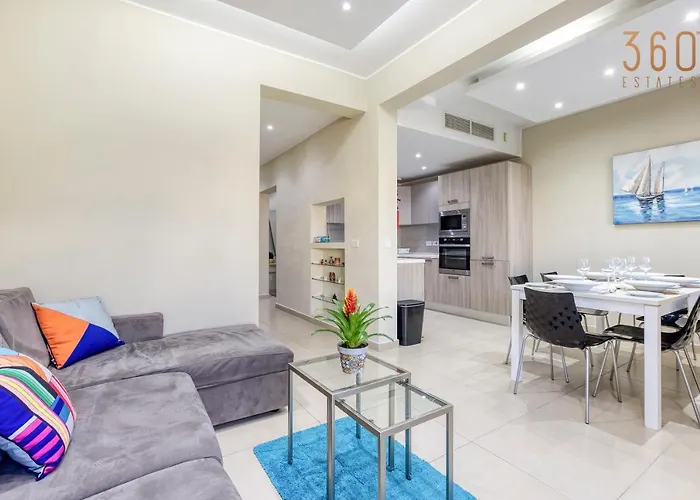 Charming 2br W/access To Pool In By 360 Estates *