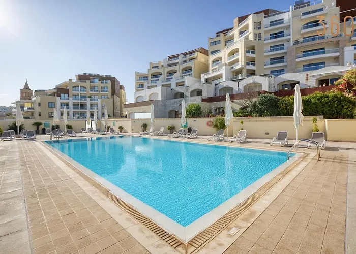 Charming 2br W/access To Pool In By 360 Estates Apartament *