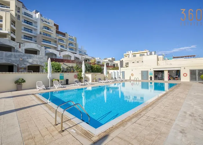 Charming 2br W/access To Pool In By 360 Estates