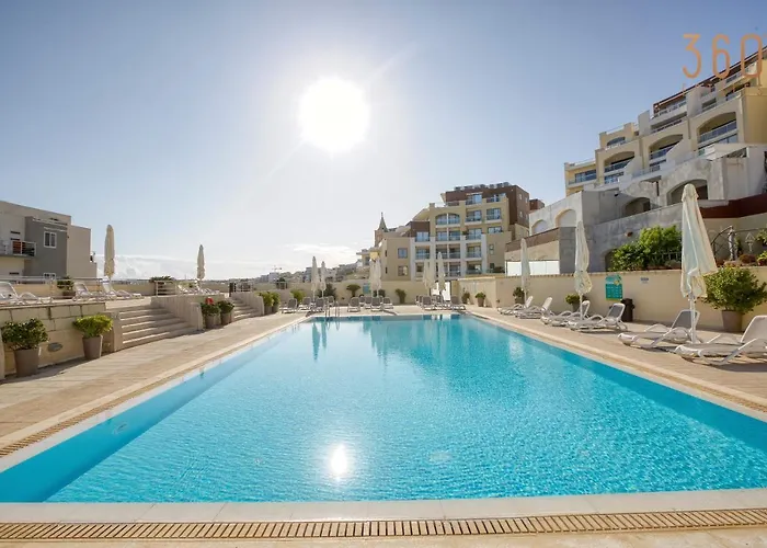 Charming 2br W/access To Pool In By 360 Estates